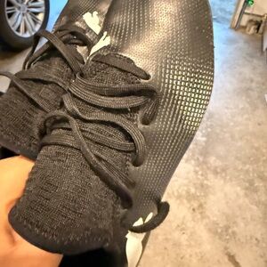 Soccer cleats US 4 for kids